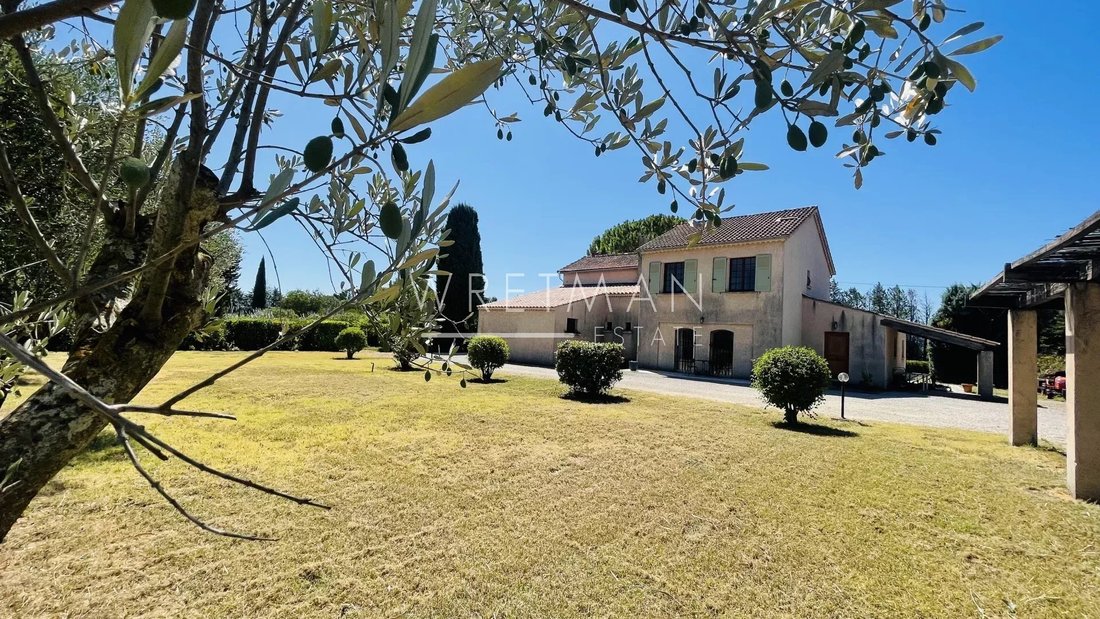 Villa in Sud, Le Luc, France 2 - 15602937