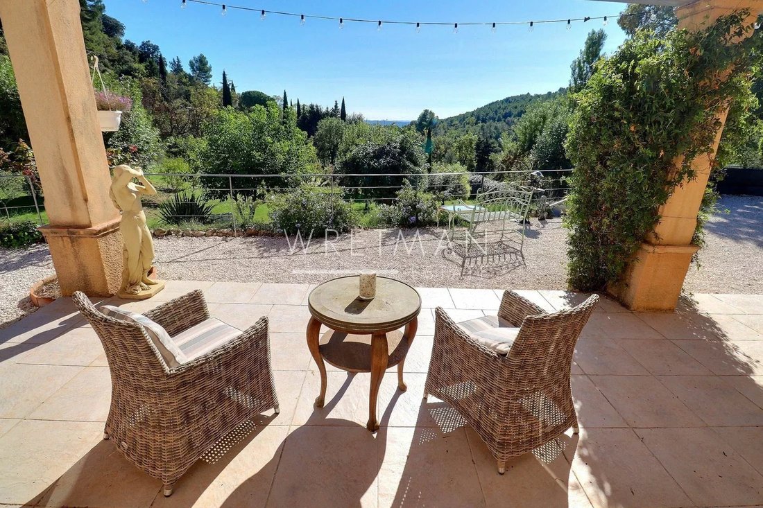 Villa in Cotignac, Provence-Alpes-Côte d'Azur, France 4 - 15602933