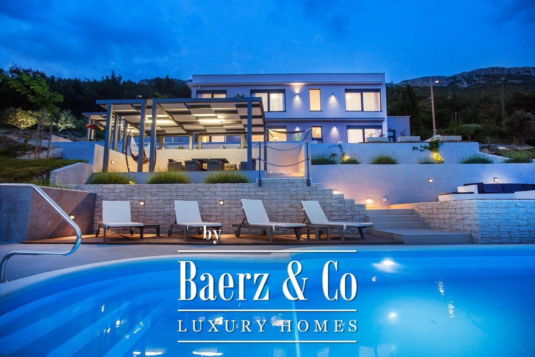 Villa in Kastel Stari, Split-Dalmatia County, Croatia 1 - 14708140
