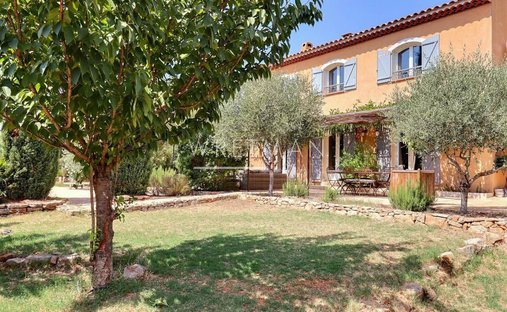 Villa in Carcès, Provence-Alpes-Côte d'Azur, France 1