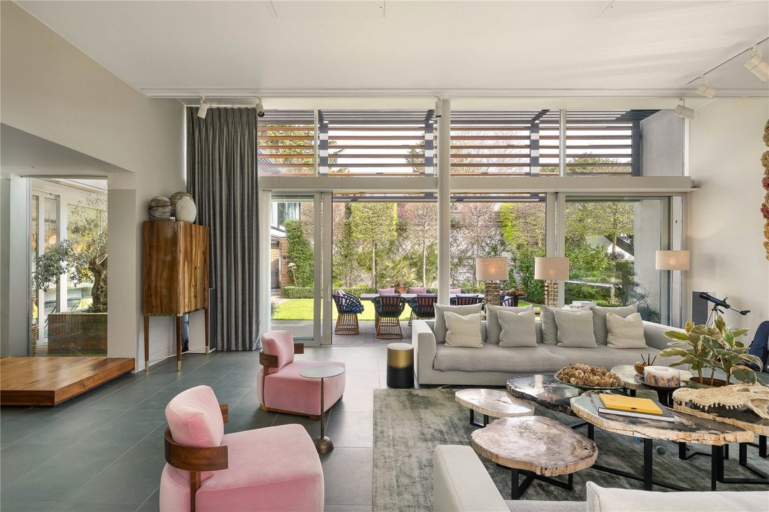 House in Richmond, England, United Kingdom 2 - 15603471