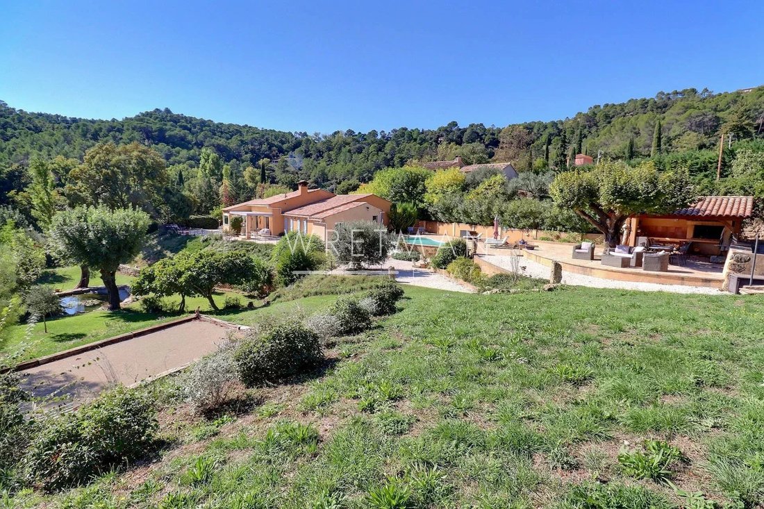Villa in Cotignac, Provence-Alpes-Côte d'Azur, France 2 - 15602933
