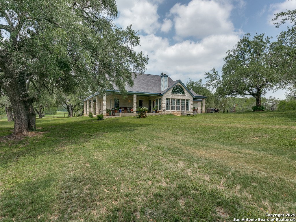 Farm Ranch in Von Ormy, Texas, United States 5 - 15602082