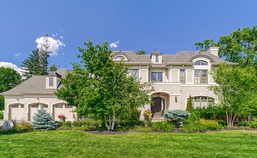 House in Oakville, Ontario, Canada 1