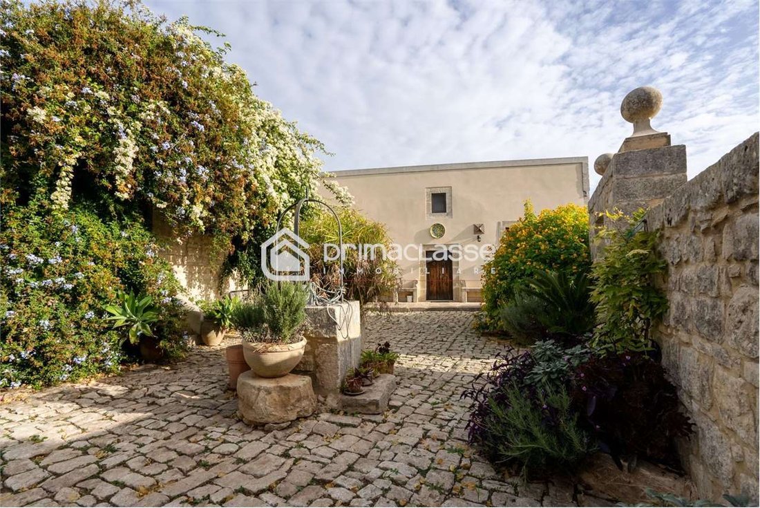 Villa in Modica Bassa, Modica, Sicily 1 - 14864493