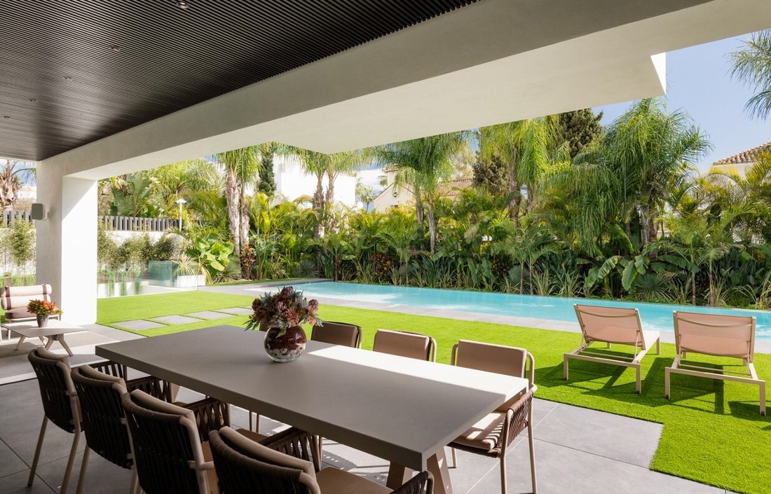 Villa in Marbella, Andalusia, Spain 3 - 15601663
