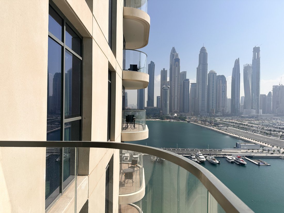 Apartment in Dubai Harbour, Dubai, United Arab Emirates 1 - 15602373