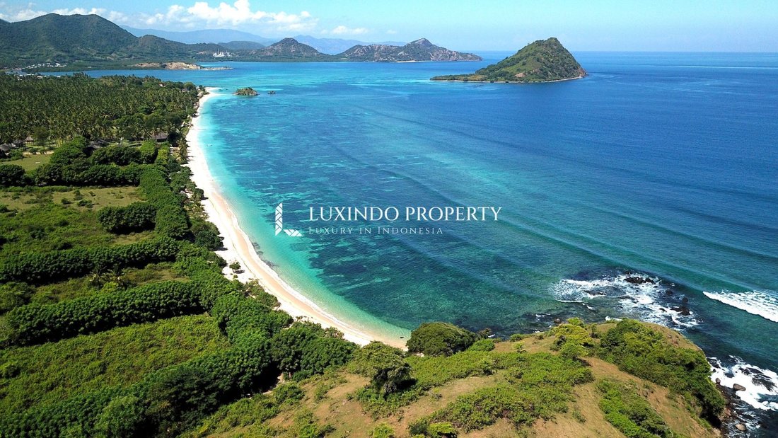 Land in Taliwang, West Nusa Tenggara, Indonesia 3 - 15603850