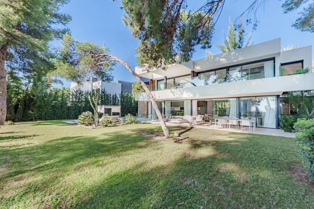 Villa in Golden Mile, Andalusia, Spain 3 - 15604416