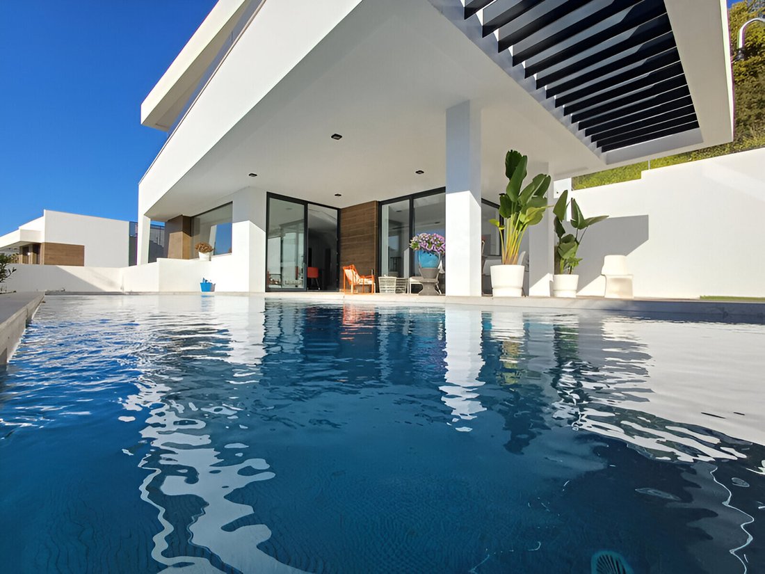 Villa in Cancelada, Estepona, Andalusia 3 - 15604466
