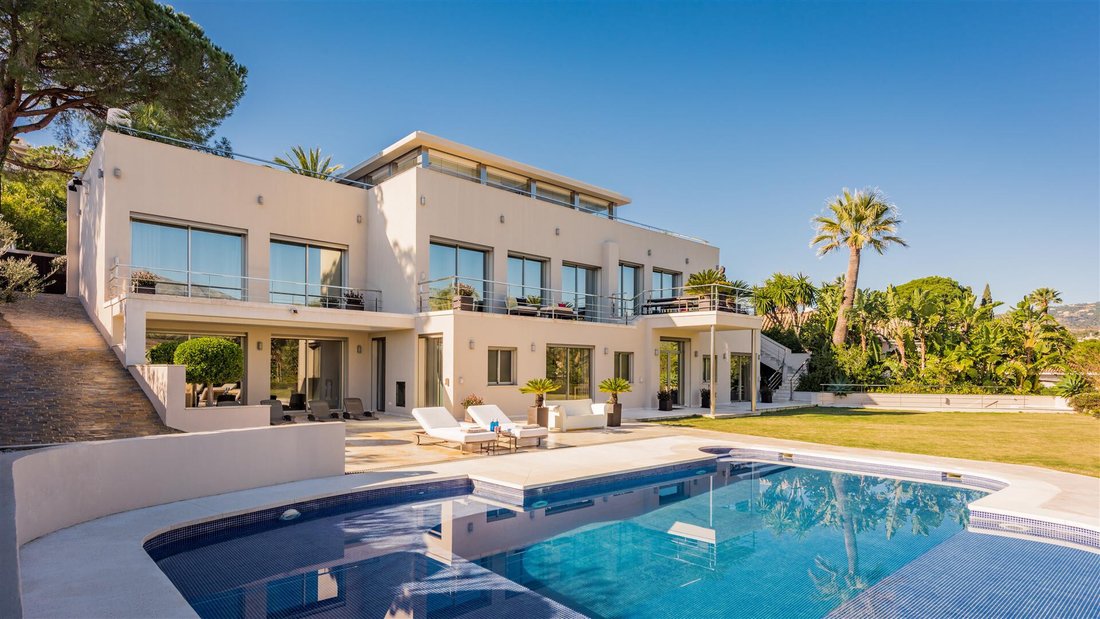 Villa in Nueva Andalucia, Marbella, Spain 5 - 15604412