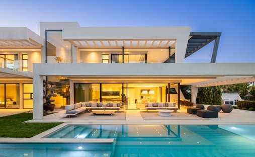 Villa in Nueva Andalucia, Marbella, Spain 1