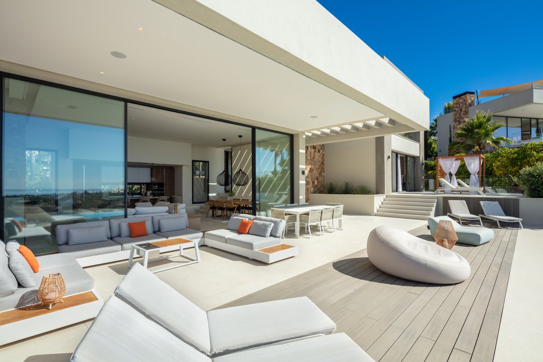 Villa in Nueva Andalucia, Marbella, Spain 5 - 15604347