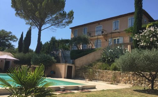 Casa de Campo en Est, Lorgues, Francia 1