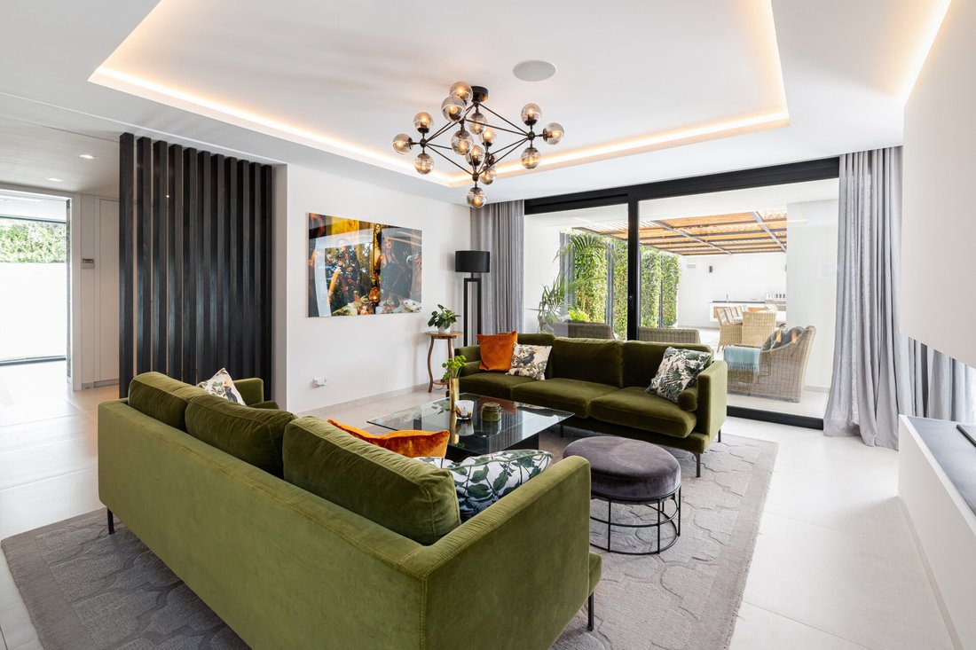 Villa in Nueva Andalucia, Marbella, Spain 4 - 15604405