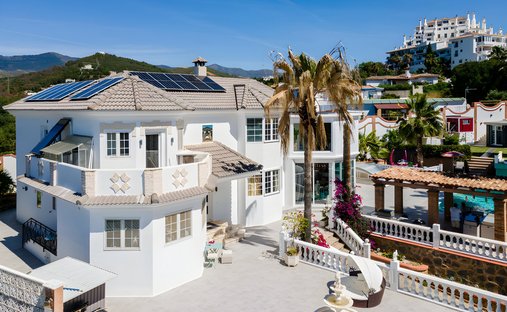Villa in Cancelada, Estepona, Andalusia 1