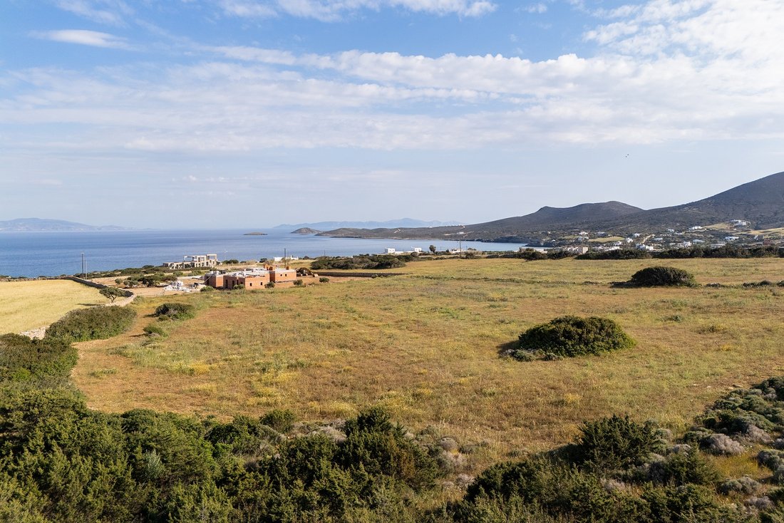 Land in Antiparos, Aegean, Greece 5 - 15605444