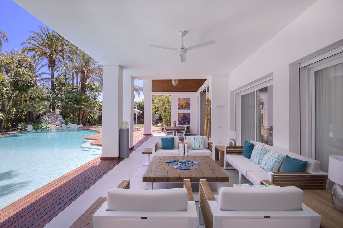 Villa in Guadalmina Baja, San Pedro de Alcantara, Spain 4 - 15605473