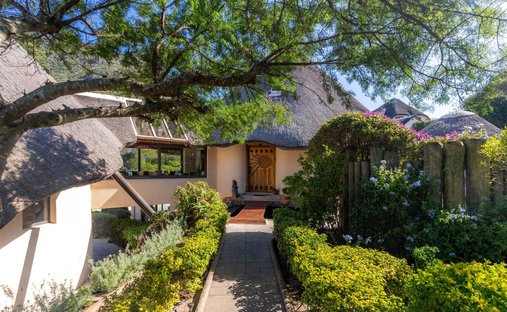 House in Cape Town, Western Cape, South Africa 1