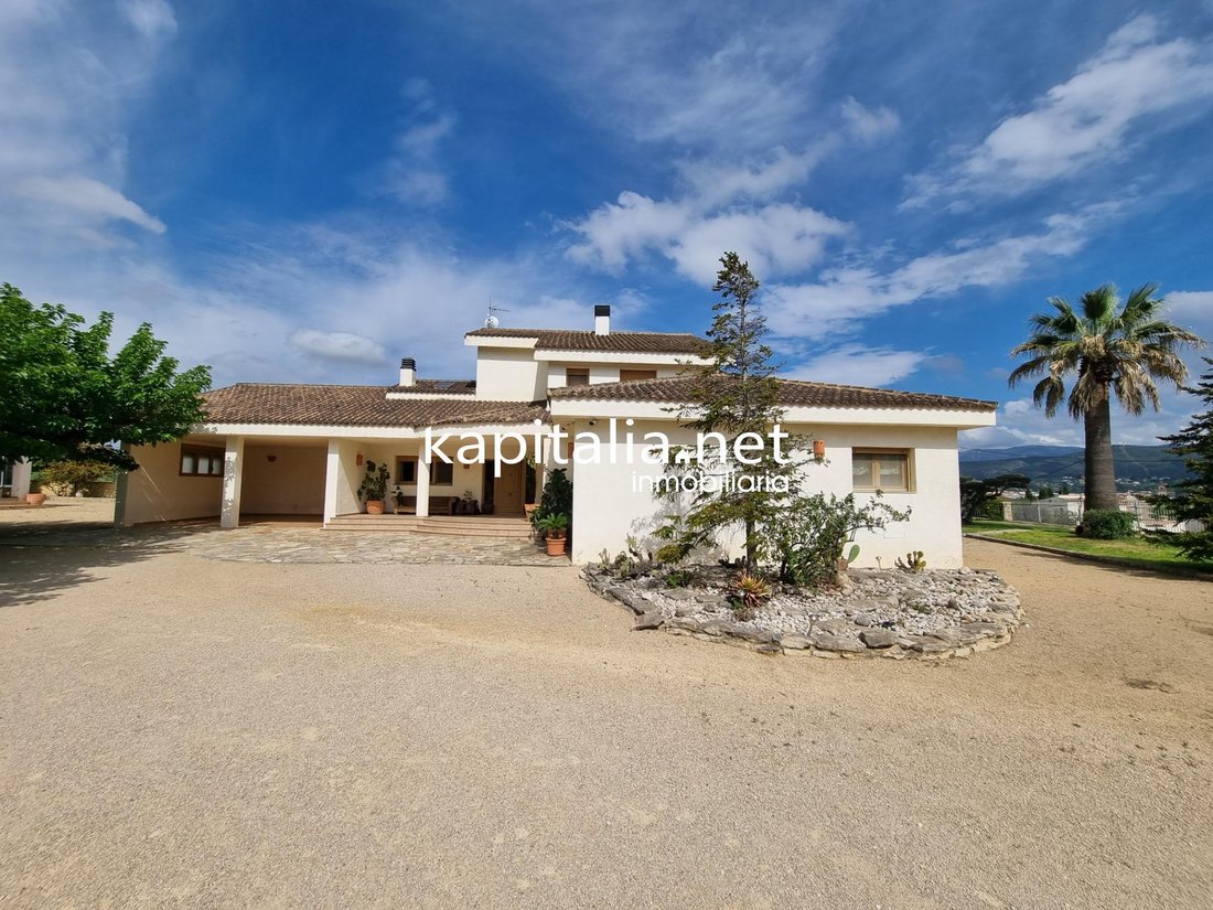 Villa in Ontinyent, Valencian Community, Spain 1 - 15608559