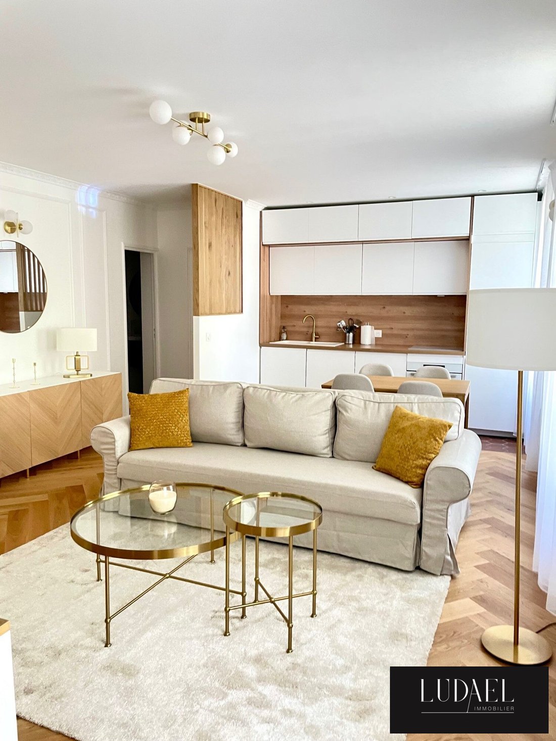 Apartment in La Fourche-Guy Môquet, Paris 17e Arrondissement, Paris 4 - 15610477