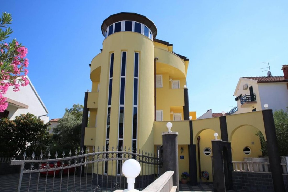 Villa à Vodice, Comitat de Šibenik-Knin, Croatie 3 - 15609347