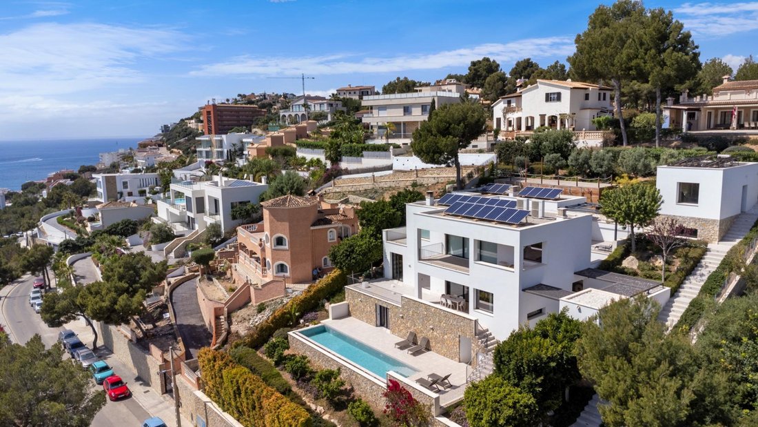 Villa in Rotes Velles, Calvia, Balearic Islands 1 - 15608966