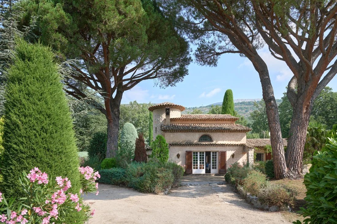 Estate in Saint-Vallier-de-Thiey, Provence-Alpes-Côte d'Azur, France 3 - 14574327