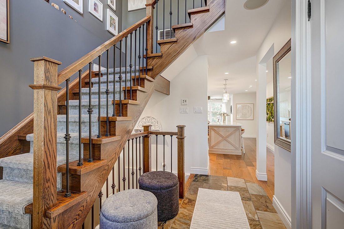 House in Mississauga, Ontario, Canada 5 - 15607155