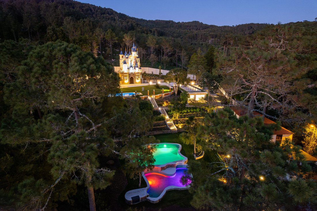 Villa in Cascais e Estoril, Portugal 4 - 15596484