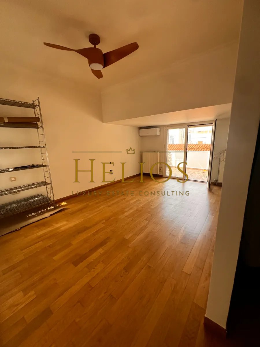 Apartment in Sunoikia Kolonakiou, 1st District of Athens, Athens 5 - 15610910