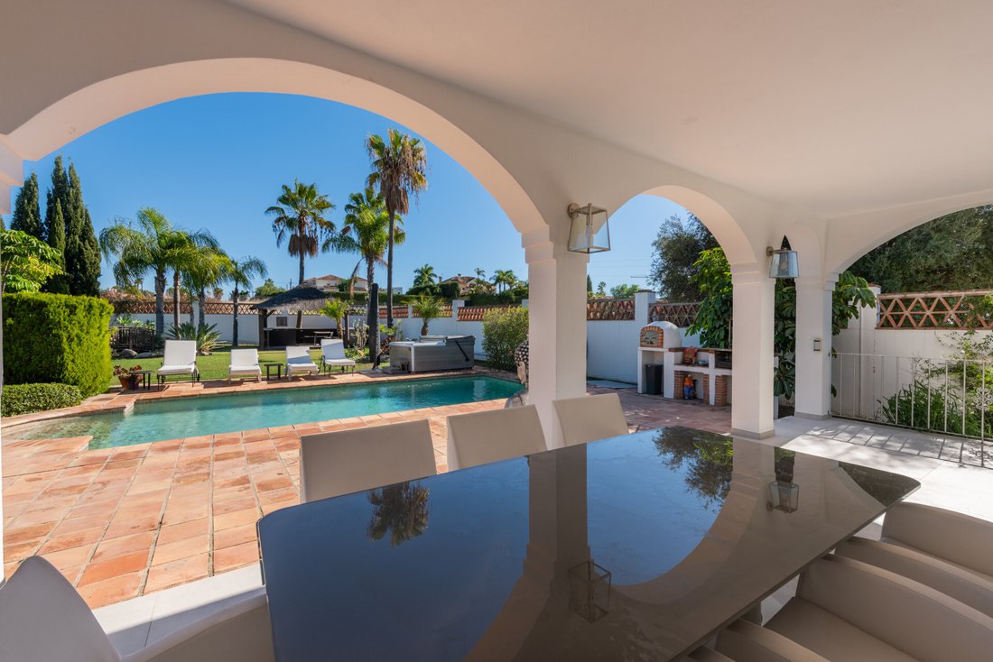 Villa in Bel-Air, Estepona, Andalusia 3 - 15611072