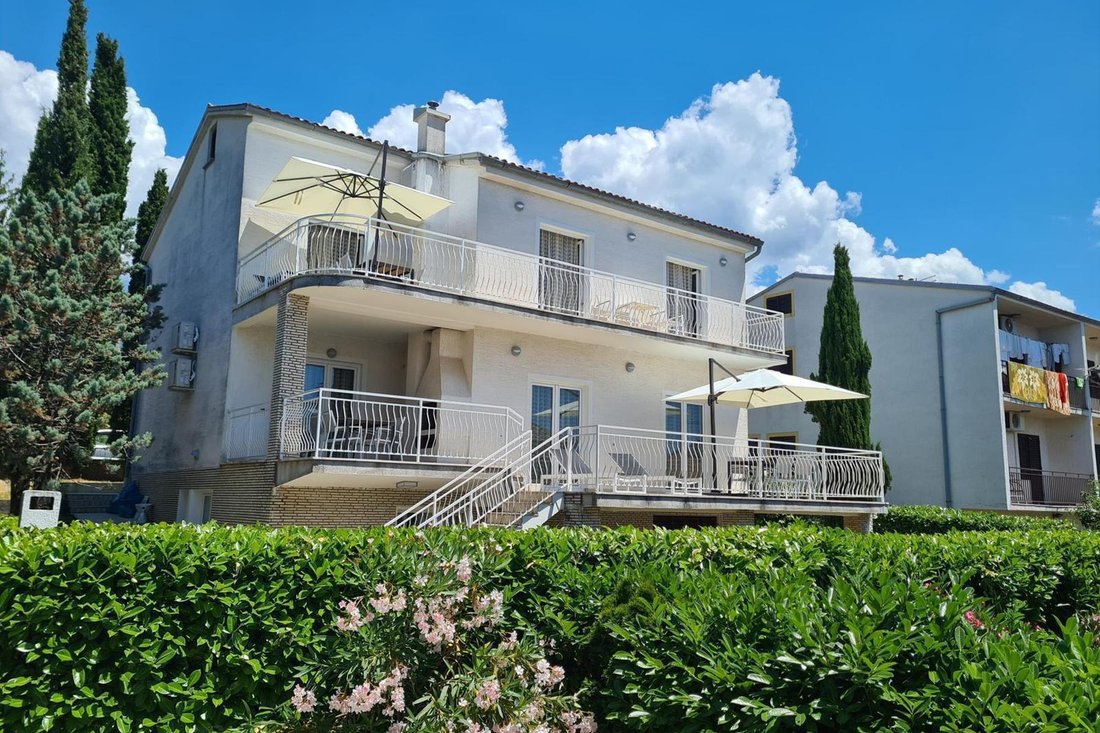 Villa in Grad Crikvenica, Primorje-Gorski Kotar County, Croatia 1 - 15609351