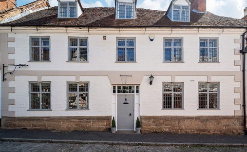 Townhouse in Bridge End, Warwick, England 1
