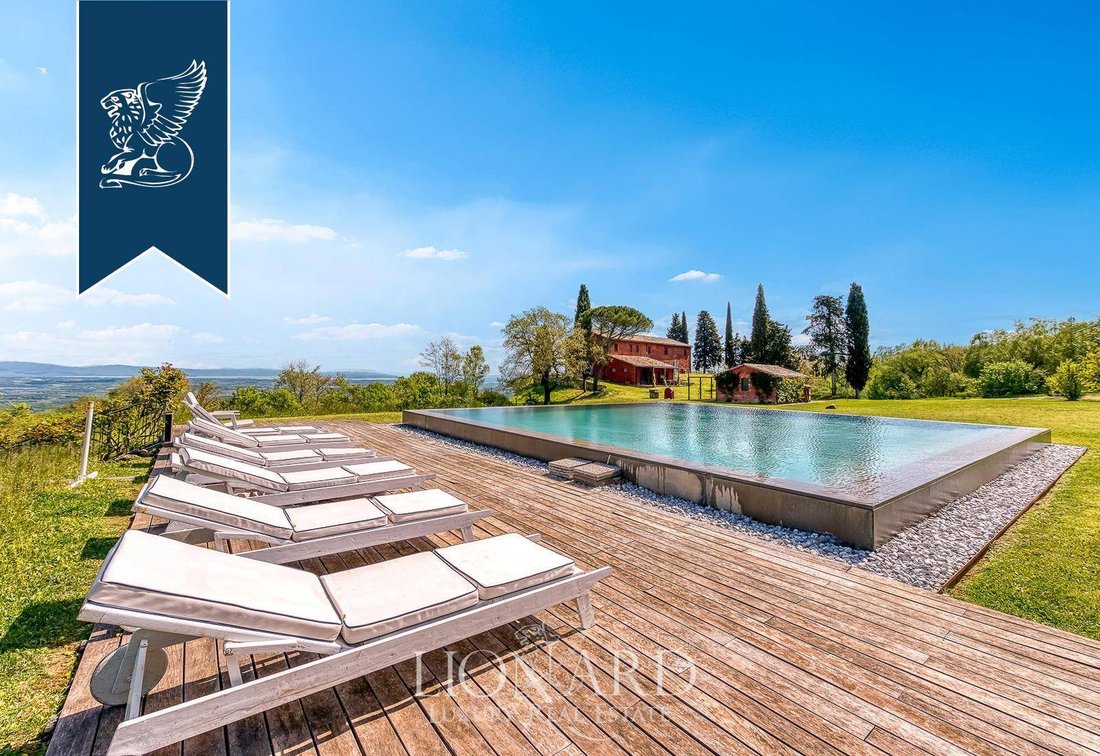 Villa in Chianciano Terme, Tuscany, Italy 3 - 14756419