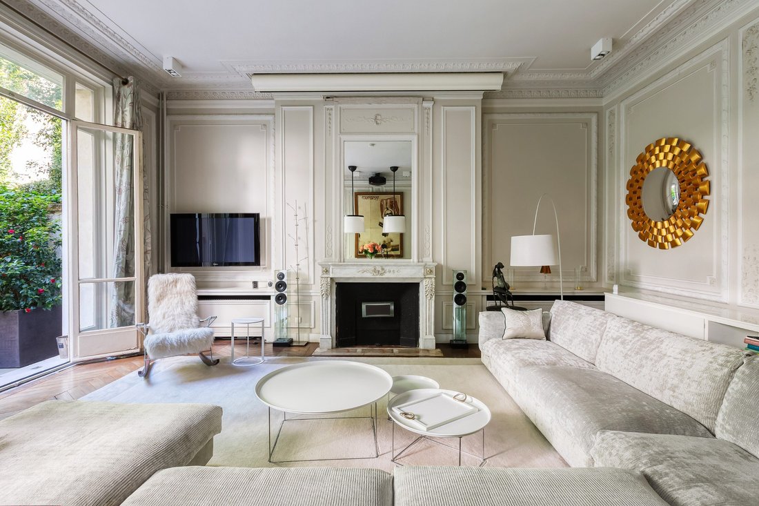 Apartment in Paris, Île-de-France, France 4 - 15607945