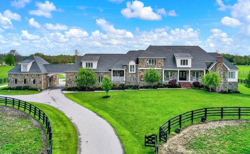 House in Zionsville, Indiana, United States 1