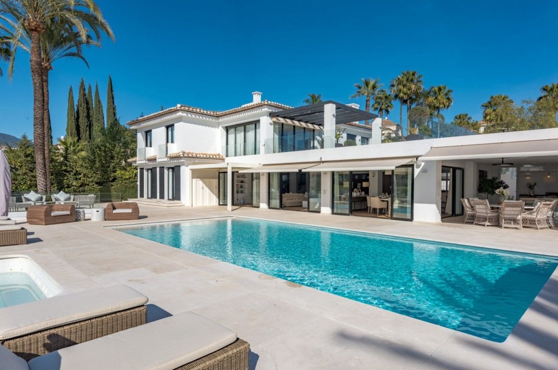 Villa in Puerto Banús, Marbella, Spanien 3 - 15613817