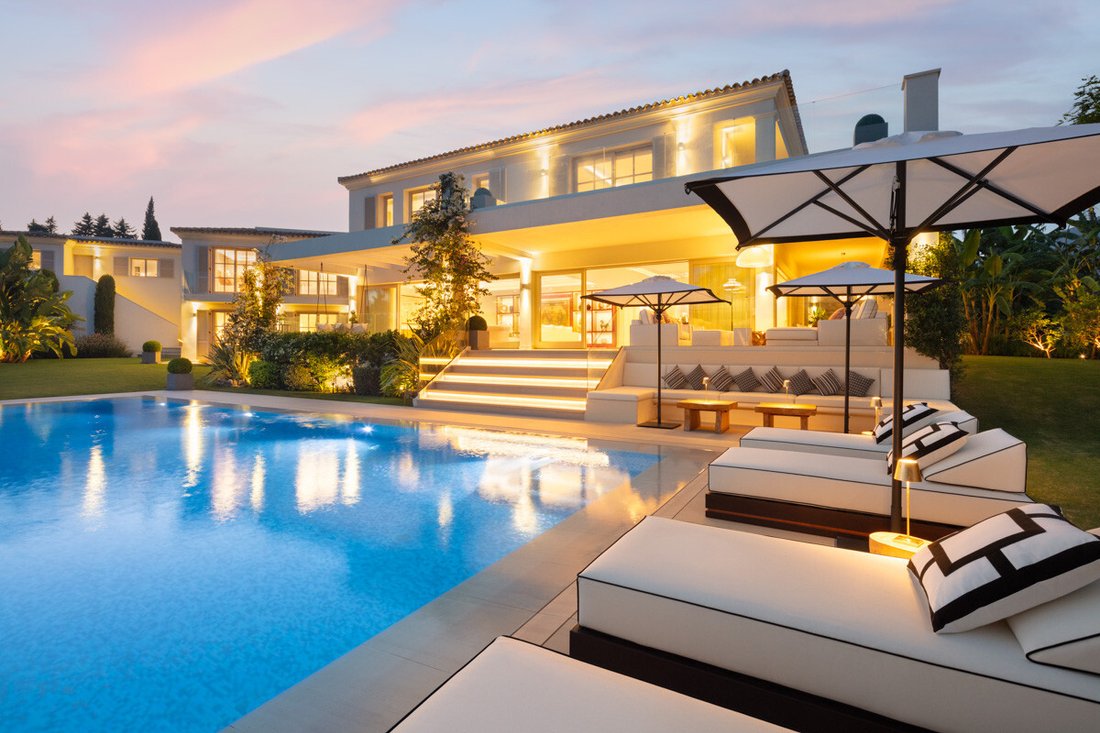 Villa in Nueva Andalucia, Marbella, Spain 1 - 15614289