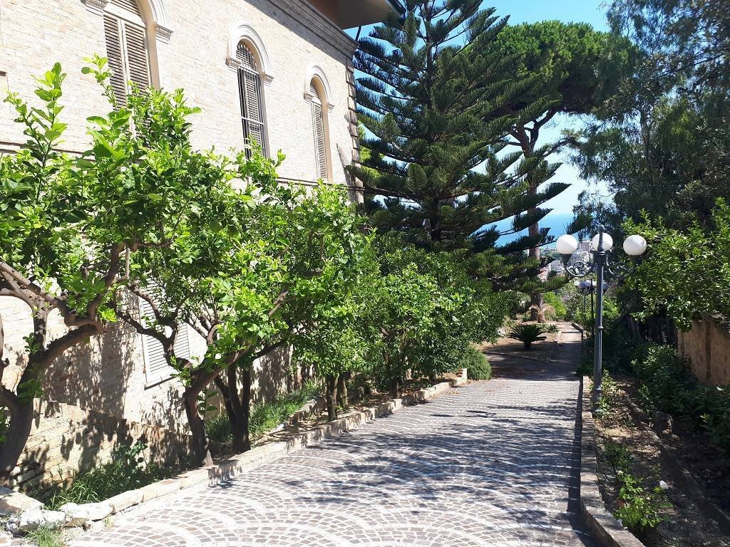 House in Giulianova, Abruzzo, Italy 3 - 15609954