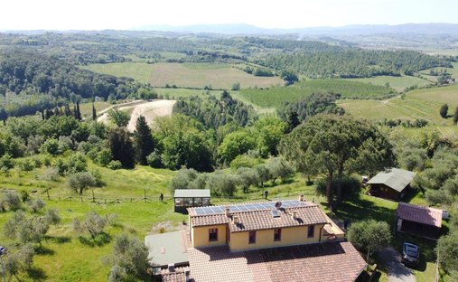 Country House in Palaia, Tuscany, Italy 1