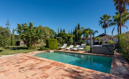 Villa in Bel-Air, Estepona, Andalusia 1