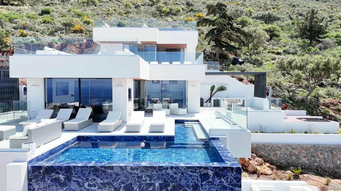 Villa in Crete, Greece 2 - 15615063