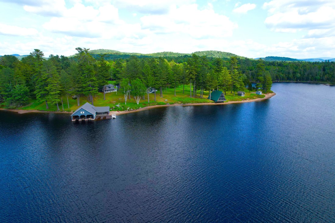 Long Lake, New York, United States 2 - 15606227