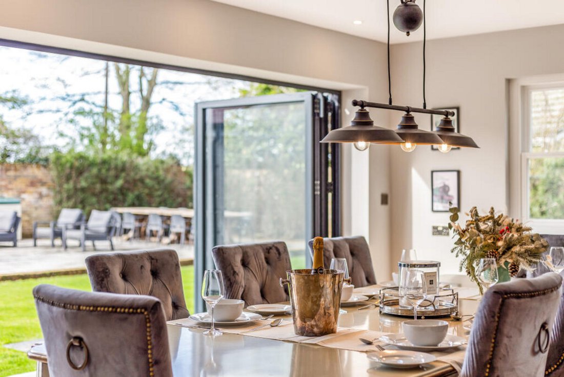 House in Datchet, England 4 - 15608656