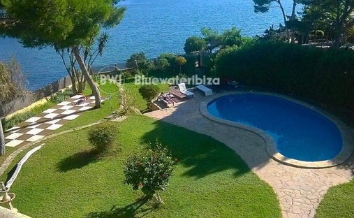 Villa in Santa Eularia des Riu, Balearic Islands, Spain 1