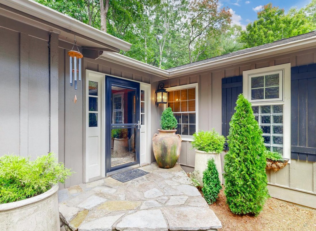 House in Highlands, North Carolina, United States 3 - 15617015