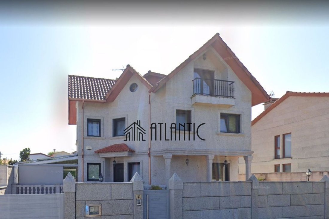 Villa in Alcabre, Vigo, Spain 1 - 15608145