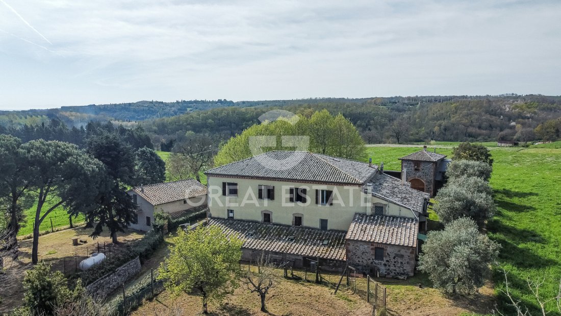 Estate in Porano, Umbria, Italy 1 - 15608251