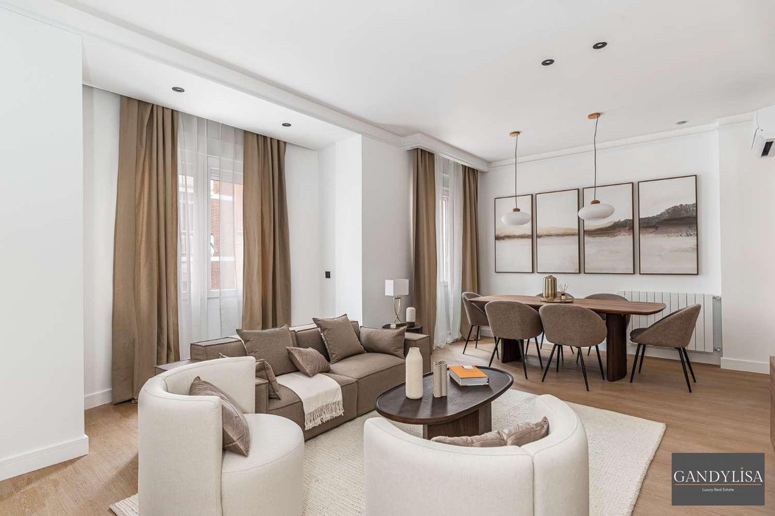 Apartment in Barrio Salamanca, Community of Madrid, Spain 3 - 15549672
